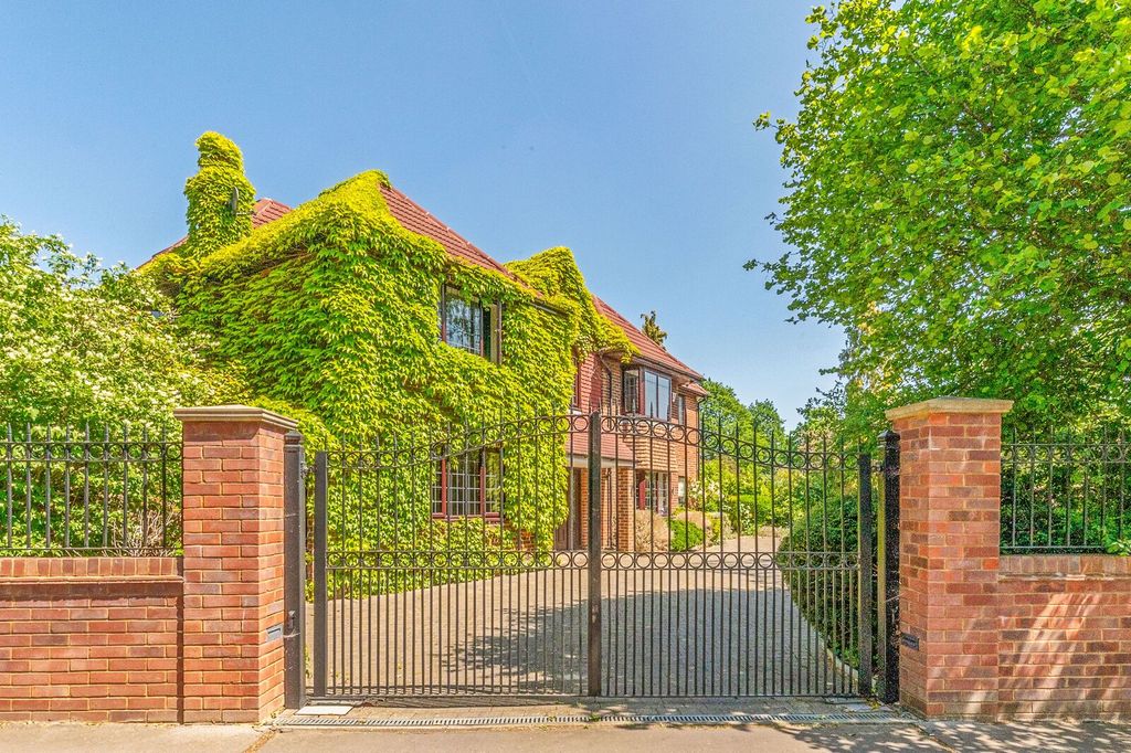 Additional image 25 of 7 bed detached house for saleRanmore Avenue, Shirley, Croydon CR0