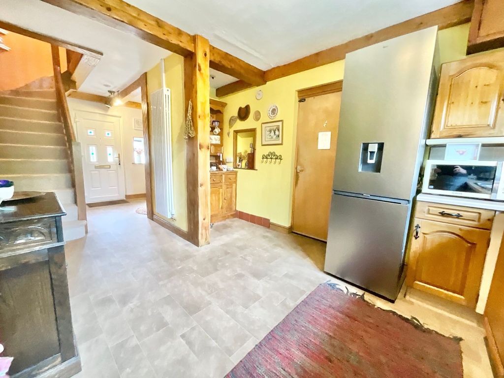 Property photo 3 of 24