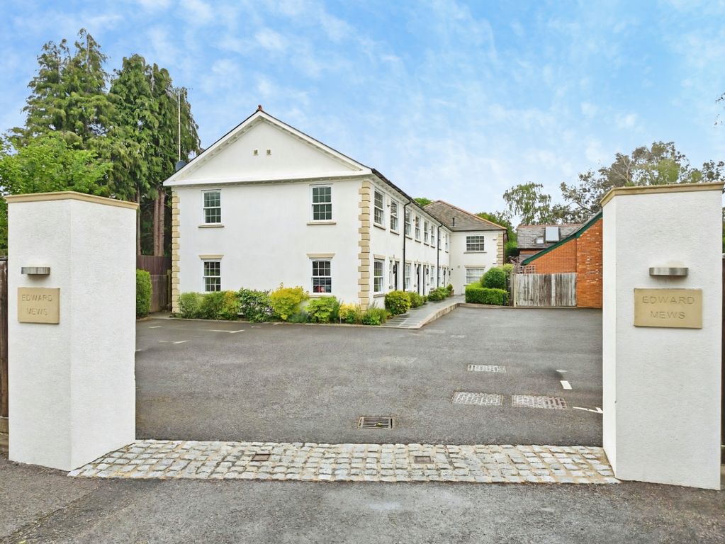 Property photo 1 of 18 Pbox-Img.Jpg