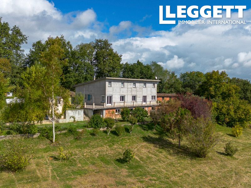 Property photo 1 of 10