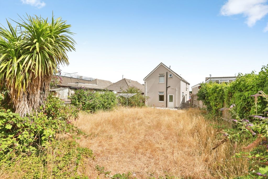 Property photo 2 of 16 Pbox-Img.Jpg