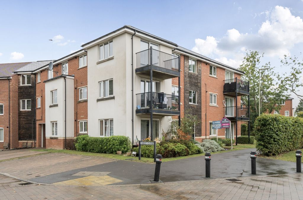 Property photo 1 of 11 1348644-2-68B6B69...