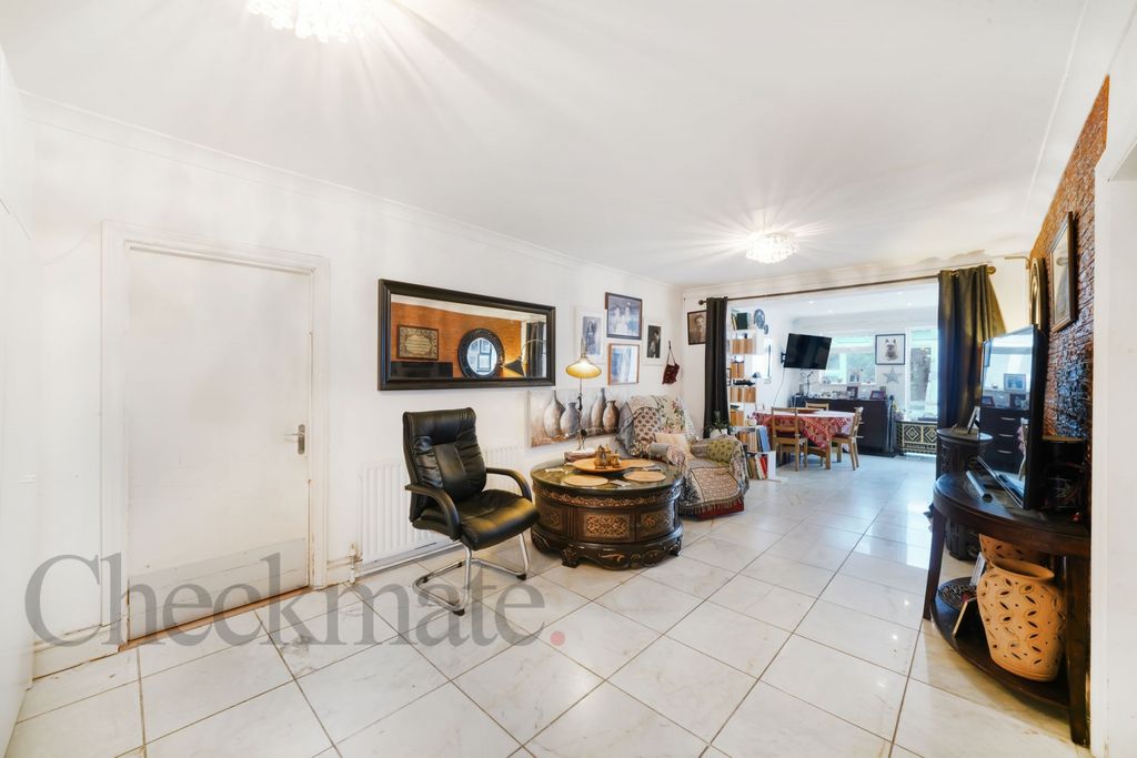 Property photo 2 of 17 Living