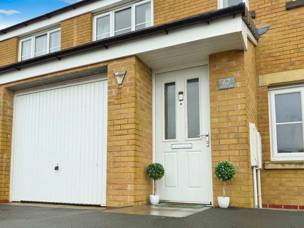 Property photo 2 of 31 4358394