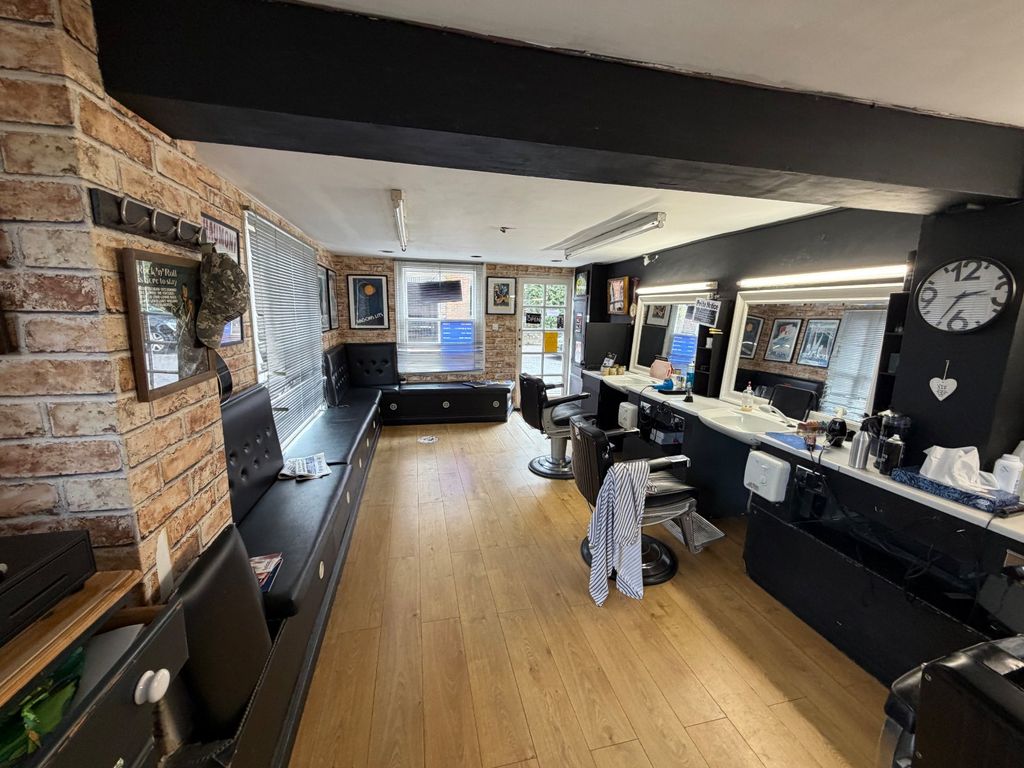 Property photo 1 of 5 Picture No. 05