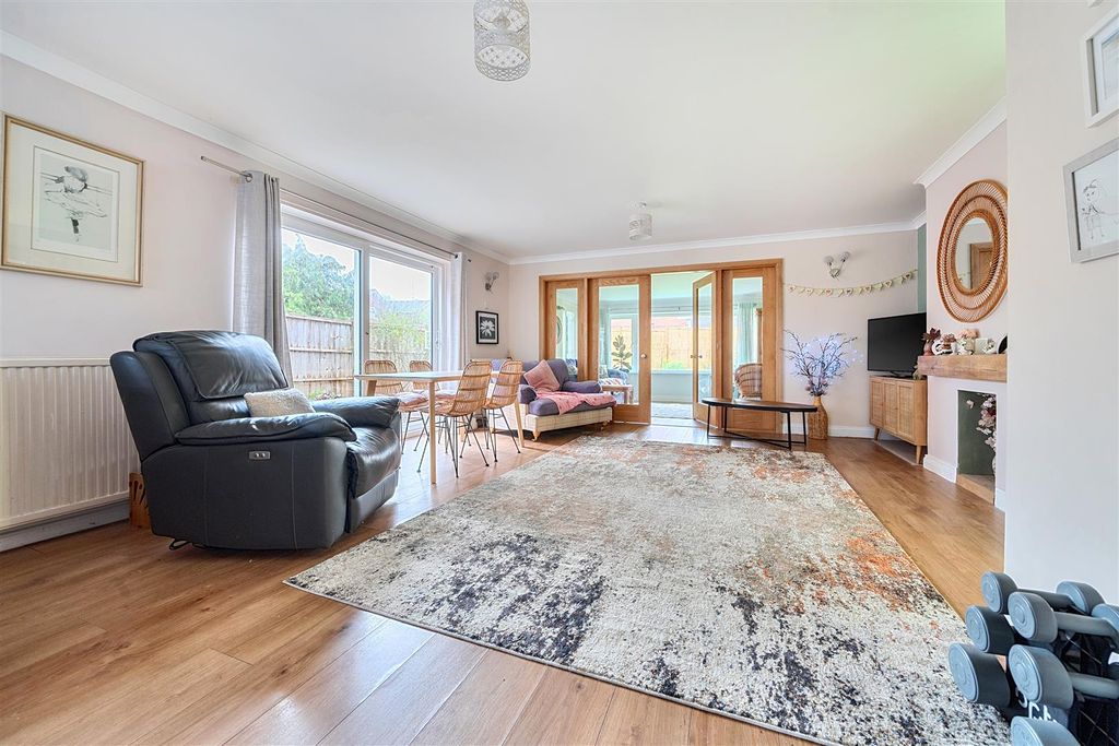 Property photo 2 of 14 1401671-16-6970Da0c70Dee.Jpg