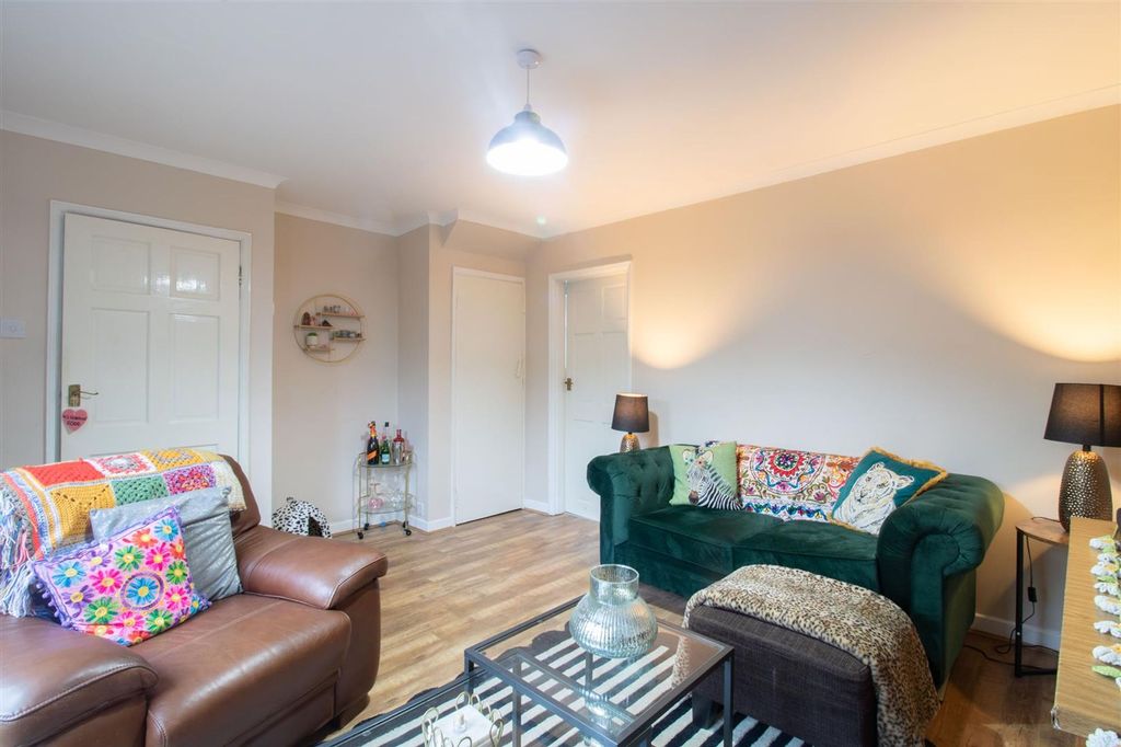 Property photo 3 of 22