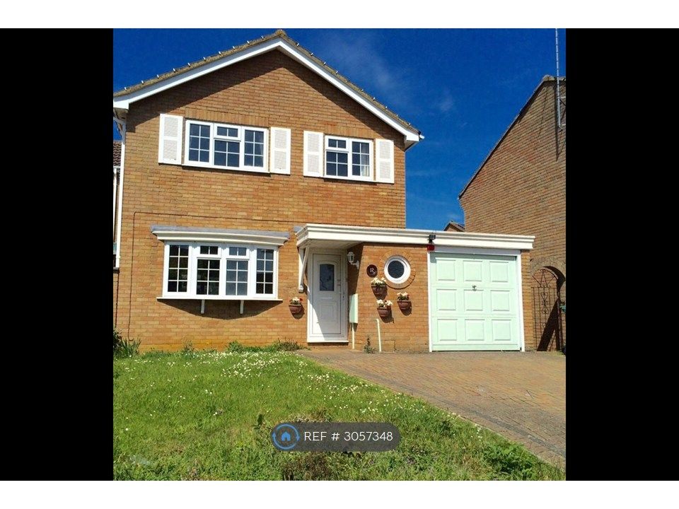 Property photo 1 of 14 Front Elevation And Driveway