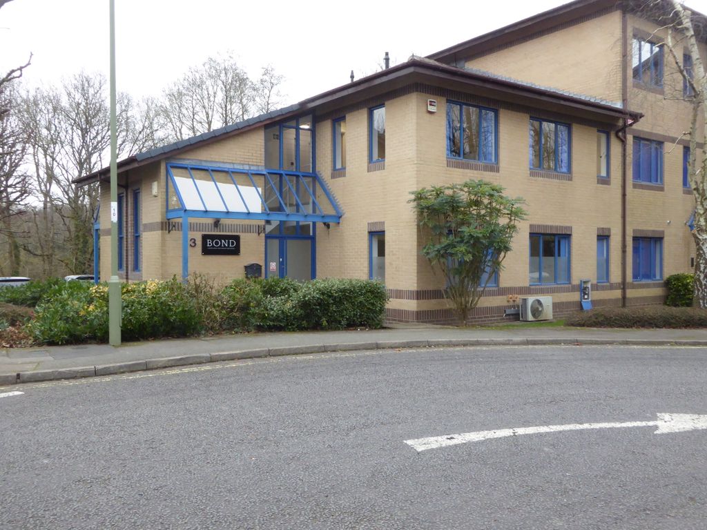 Property photo 3 of 6