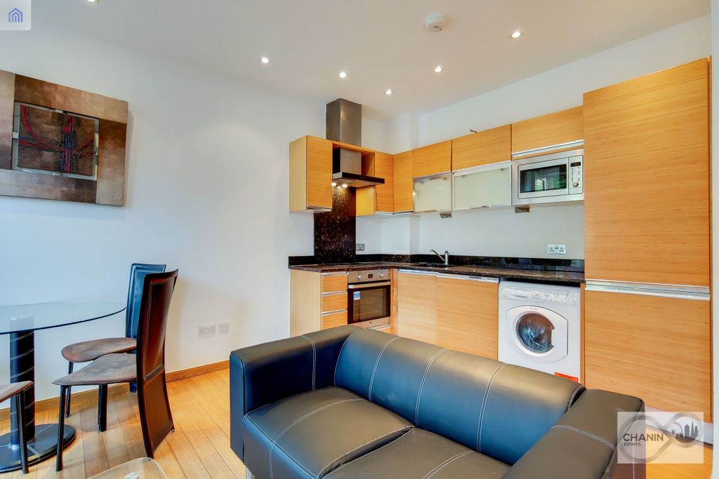Property photo 2 of 6 2_Kitchen-Reception-2