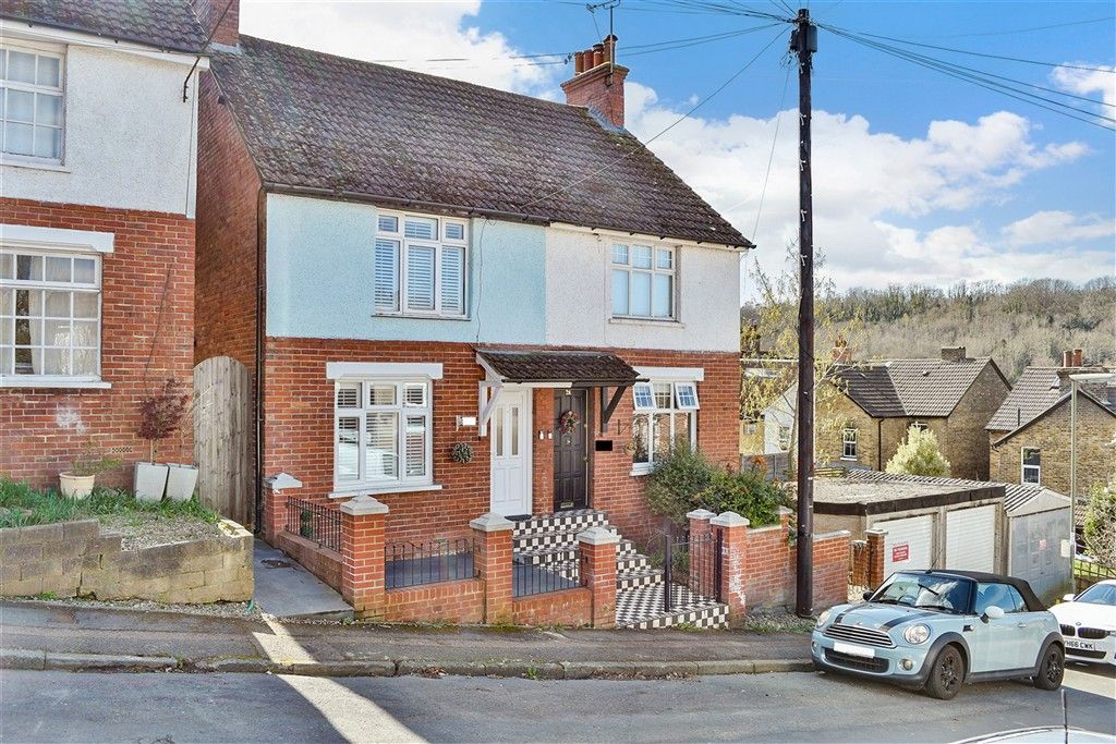 Property photo 1 of 19 External (Web)