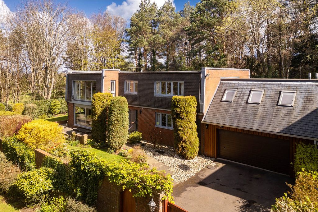 Property photo 2 of 29 Front View