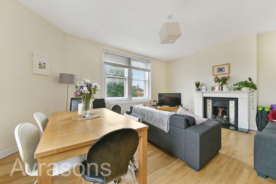 Property photo 1 of 11