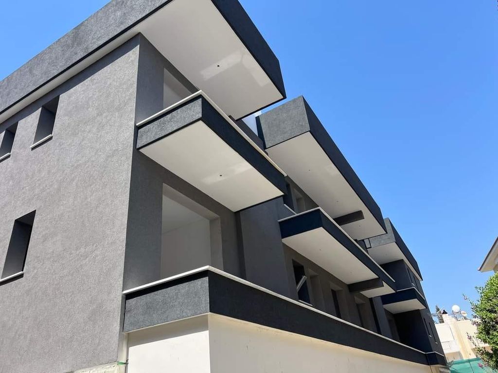 Property photo 1 of 4