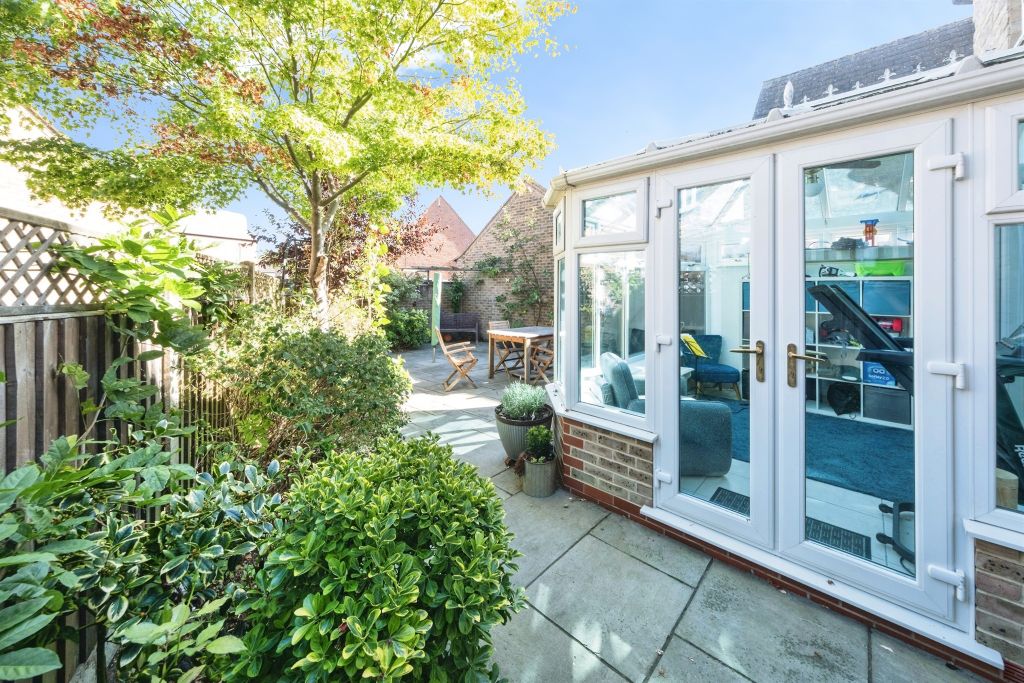 Property photo 3 of 14
