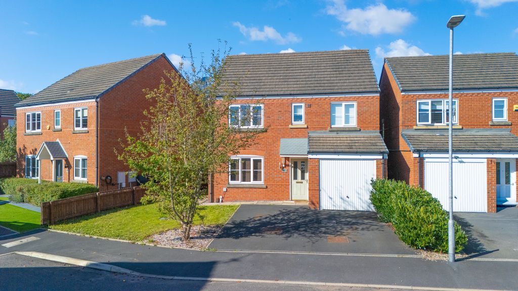 Property photo 1 of 21 Dji_20250921220449_0288_D