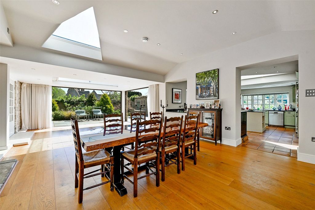 Property photo 3 of 15 Dining Room