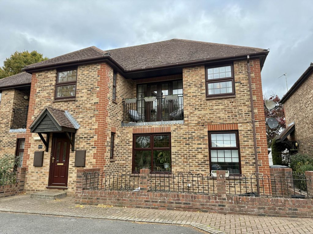 Property photo 1 of 7