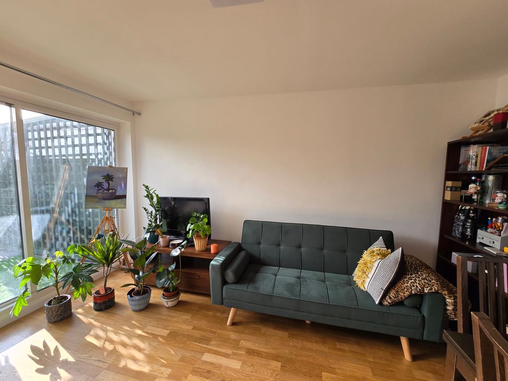 Property photo 3 of 14