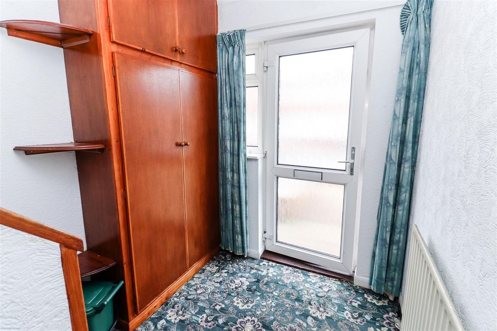 Property photo 3 of 20 Img_2638.Jpg