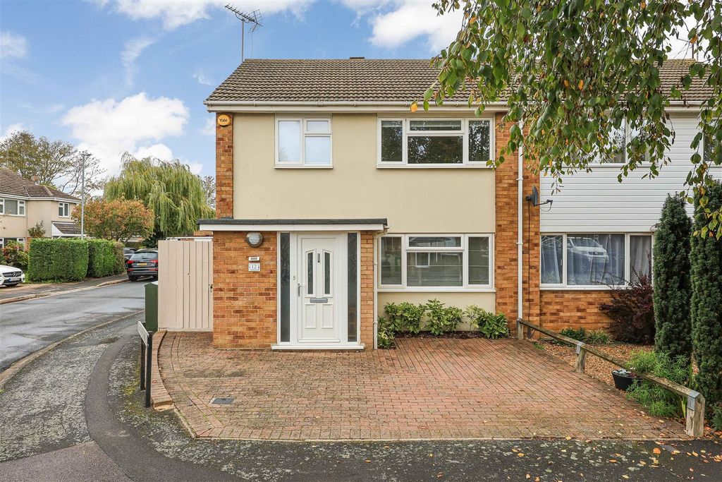 Property photo 1 of 19 Front