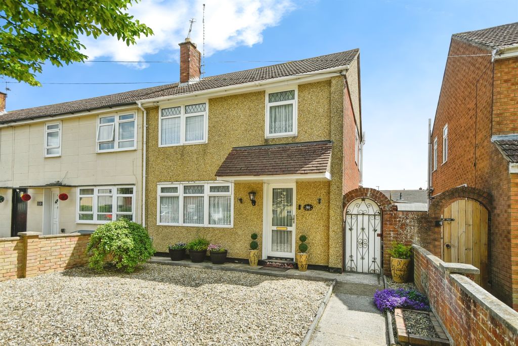 Property photo 1 of 17