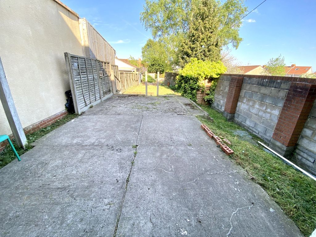 Property photo 3 of 15 Garden