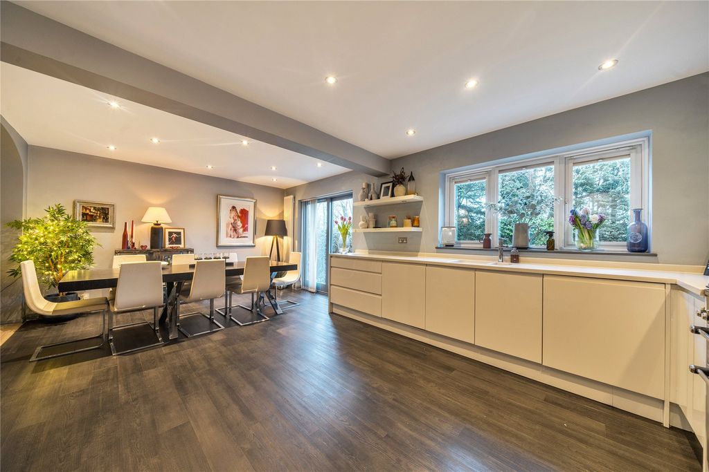 Property photo 3 of 20 Picture No. 15