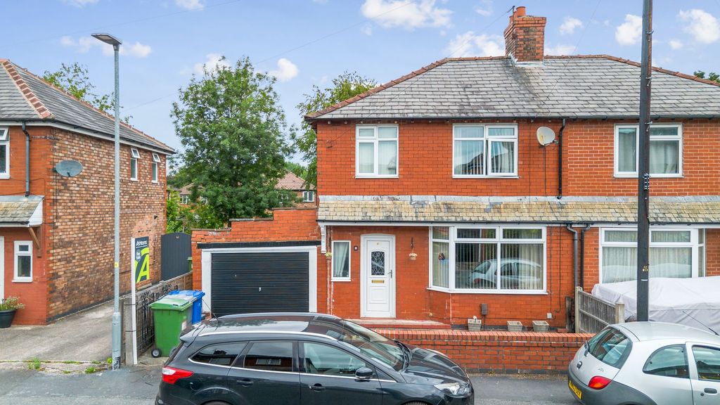 Property photo 1 of 18