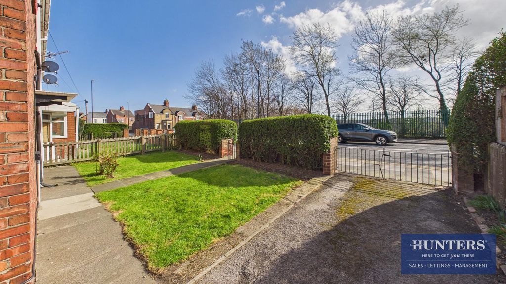 Property photo 2 of 15 External