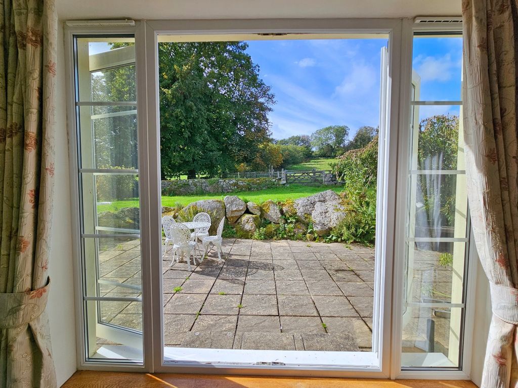 Property photo 3 of 30 5136804