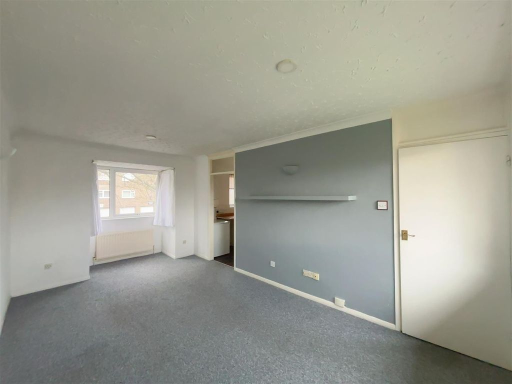 Property photo 2 of 10 Img_9485.Jpg