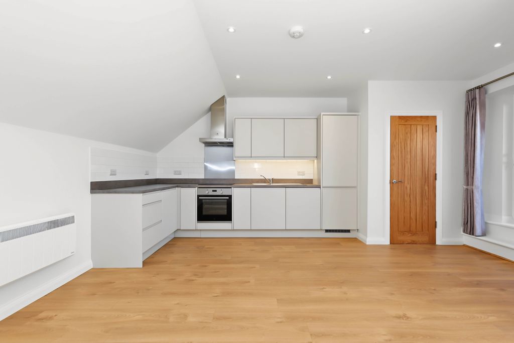 Property photo 1 of 6 339647