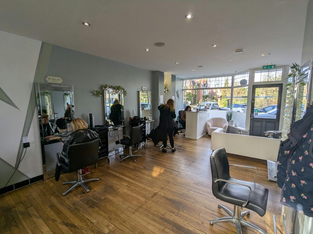 Property photo 2 of 8 1000008245.Jpg