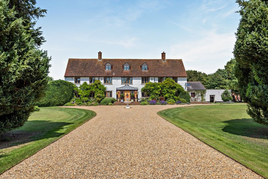 Additional image 16 of 6 bed detached house for saleLamer Lane, Wheathampstead, St. Albans, Hertfordshire AL4