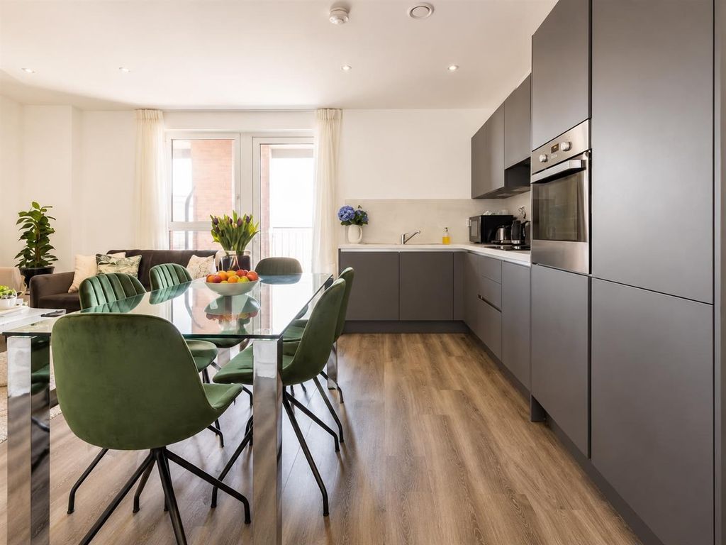 Property photo 1 of 27 Gnst 11.Jpg