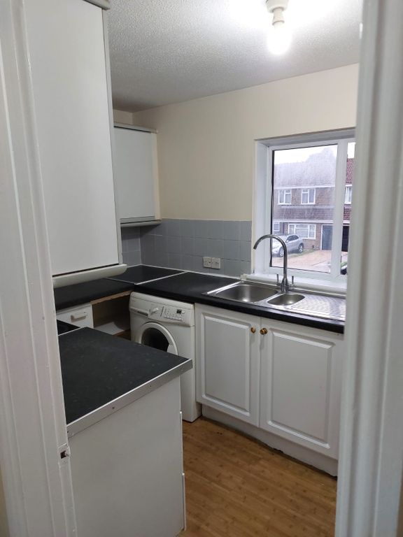 Property photo 1 of 3