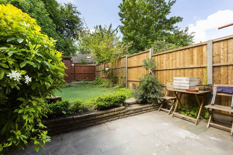 Property photo 1 of 9