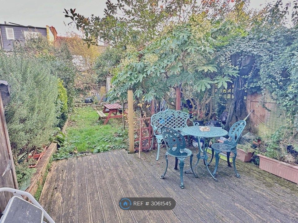 Property photo 3 of 5