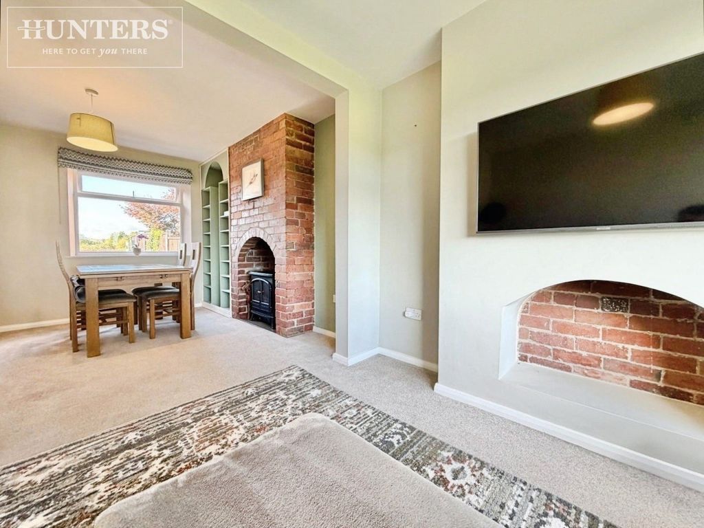 Property photo 3 of 21 Pbox-Img.Jpg