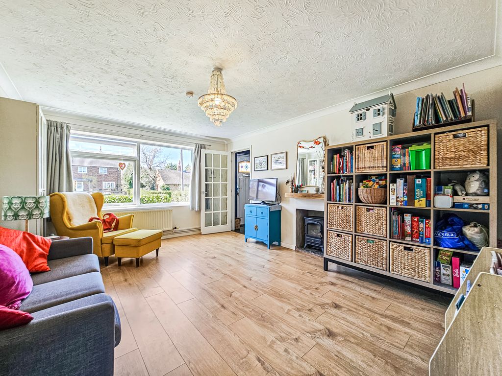 Property photo 2 of 18 1000134972