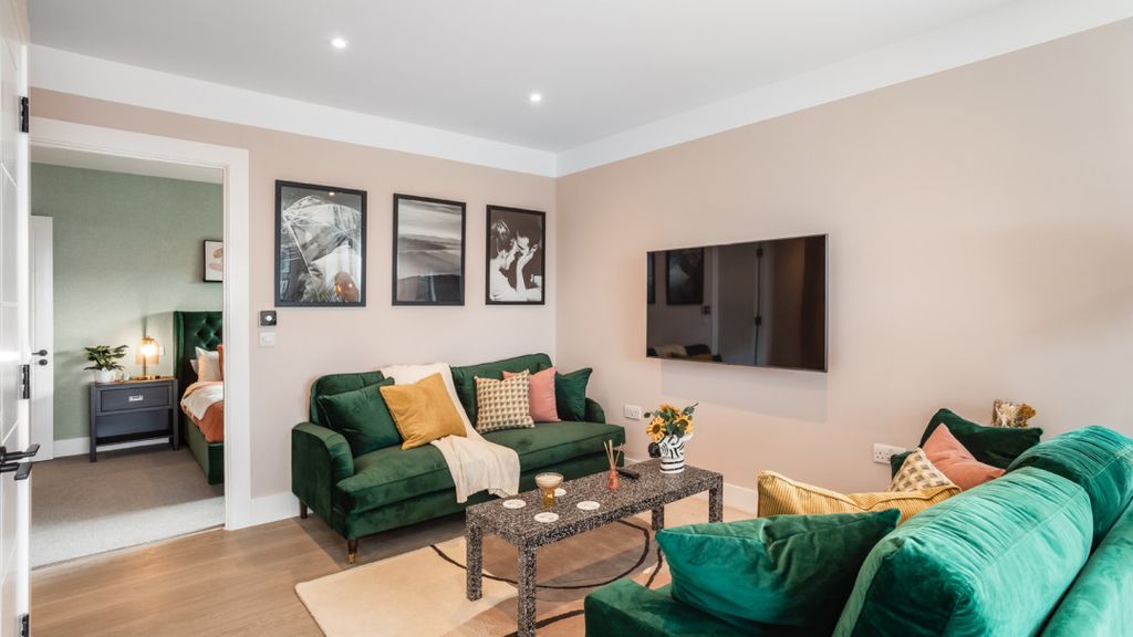 Property photo 3 of 11 Plot Image