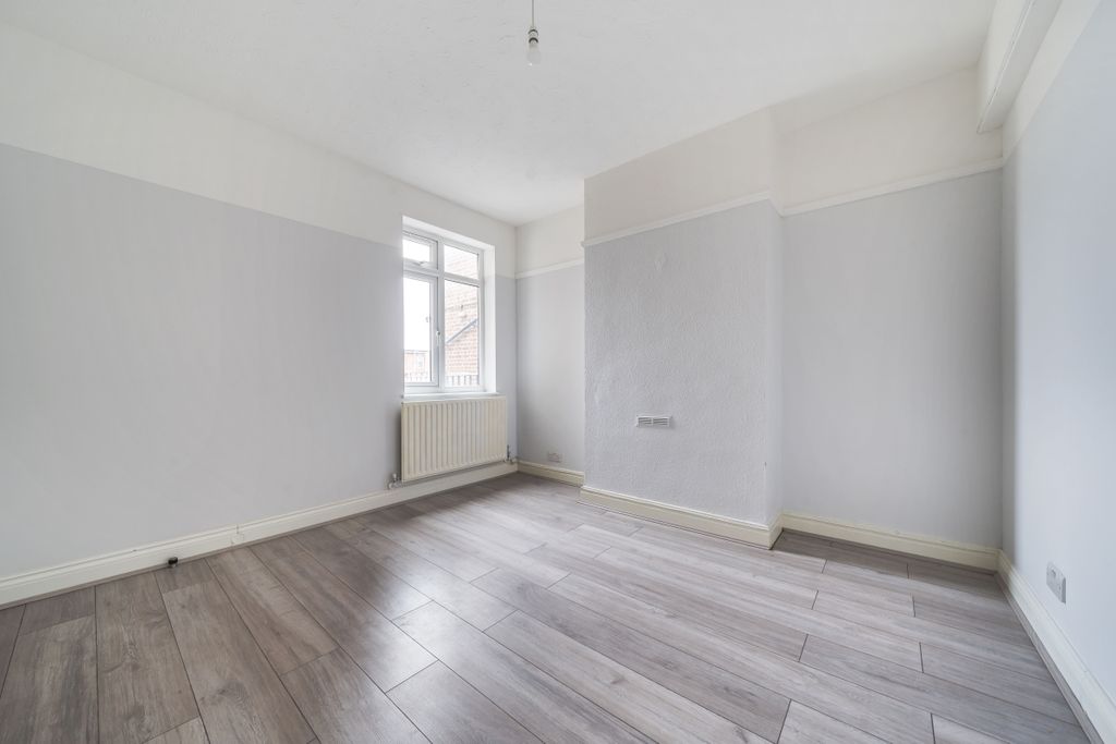 Property photo 2 of 6 947698 (2)