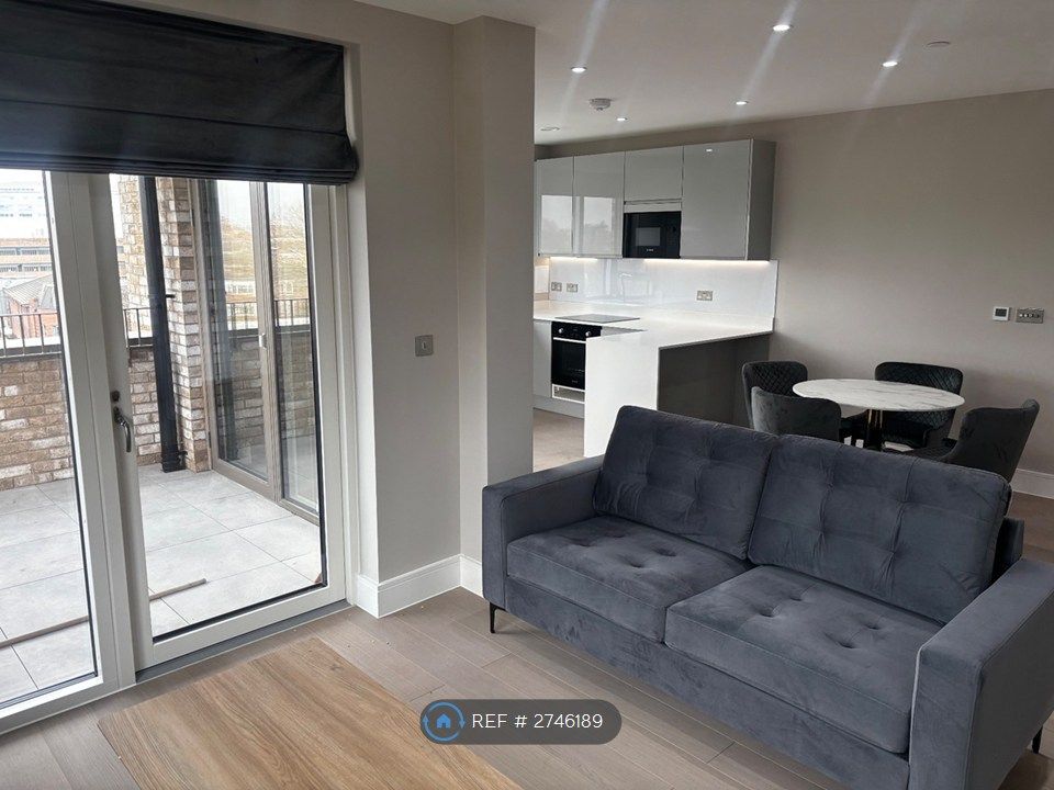 Property photo 2 of 12