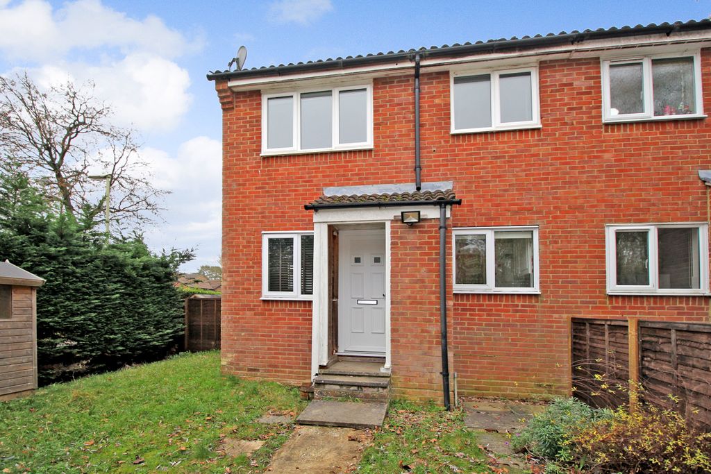 Property photo 1 of 5 Front External