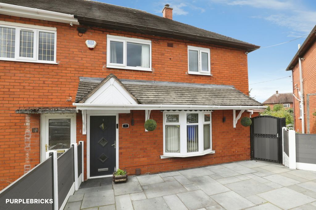 Property photo 1 of 26