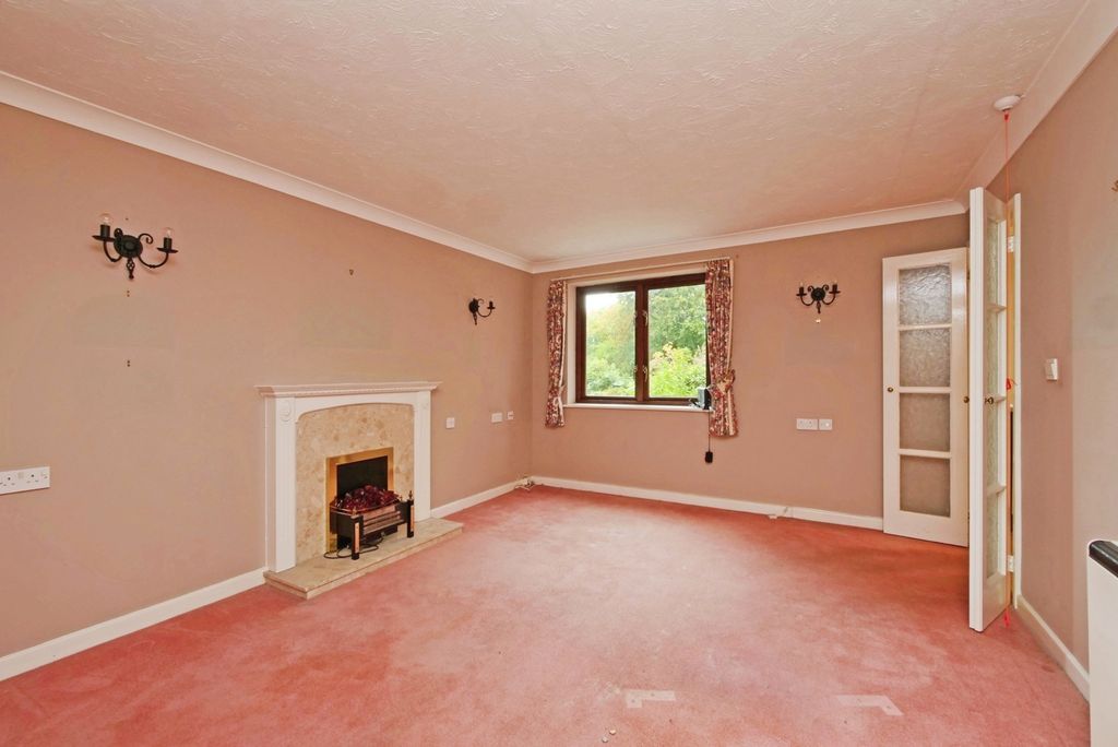 Property photo 3 of 11 Pbox-Img.Jpg