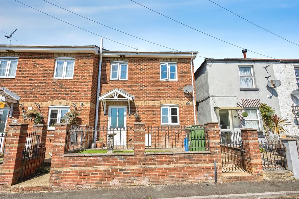 Property photo 1 of 19 Picture No. 34