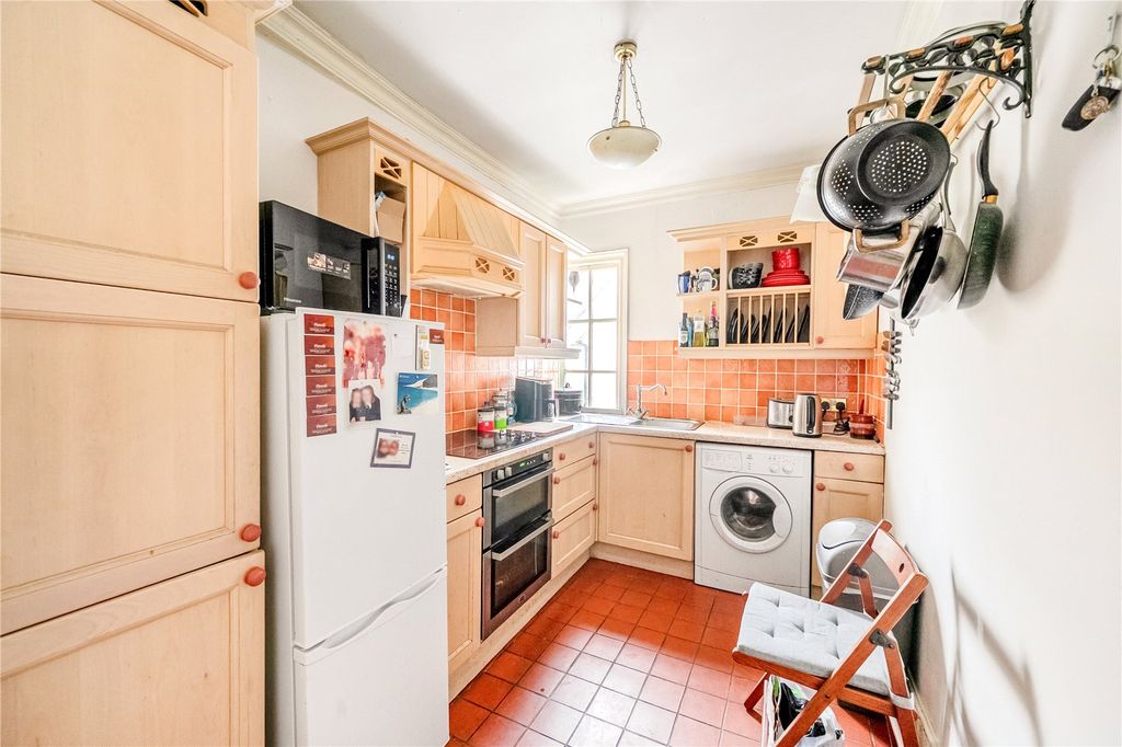 Property photo 3 of 10 Picture No. 04