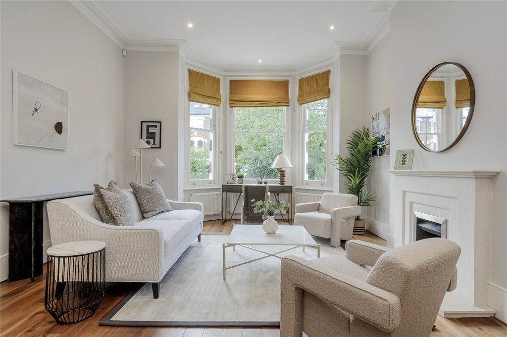 Property photo 1 of 14 Reception Room